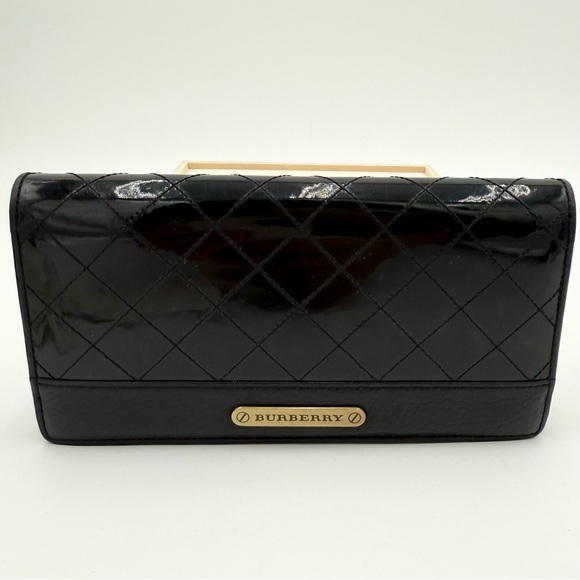 GUC! Burberry Quilted Long Wallet - Picture 1 of 11
